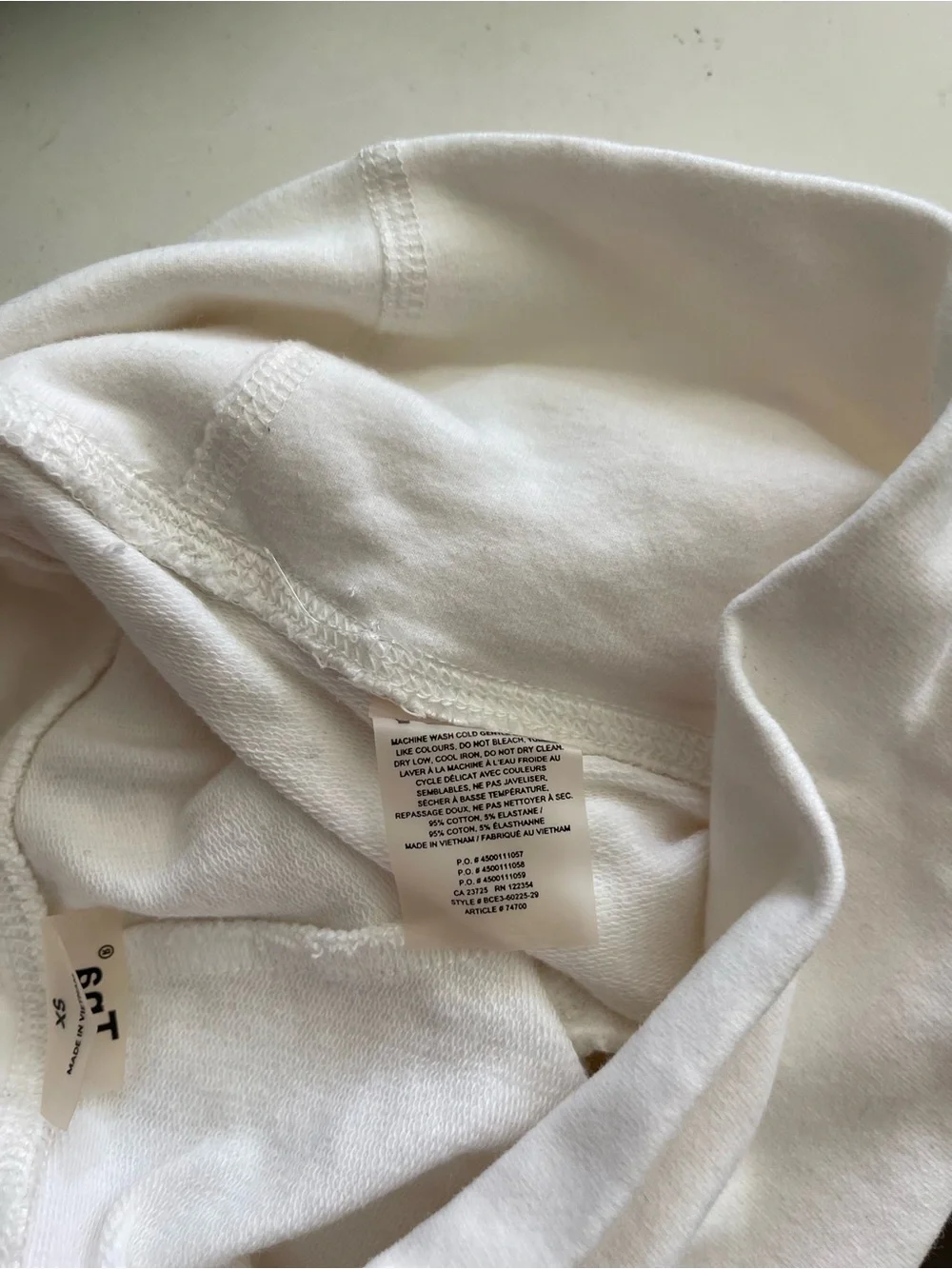 Aritzia TNA white bike shorts - Picture 6 of 6